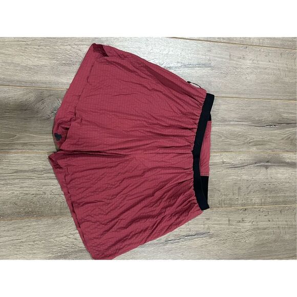 Lululemon surge short lines sz M - Picture 2 of 6